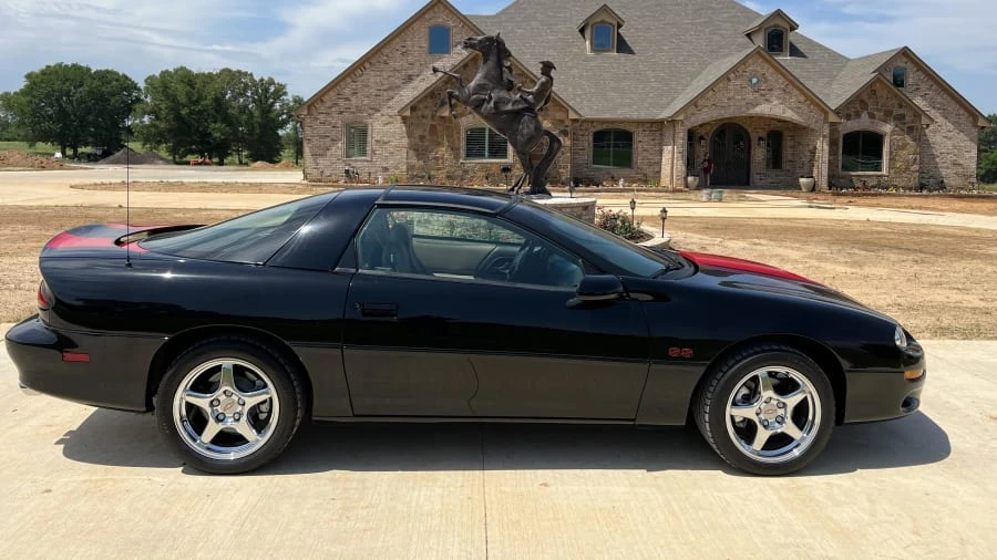 1999 Chevrolet Camaro 4th Gen - Image 2 of 11