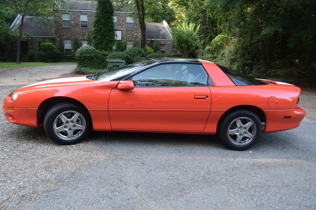 1999 Chevrolet Camaro 4th Gen - Image 2 of 31