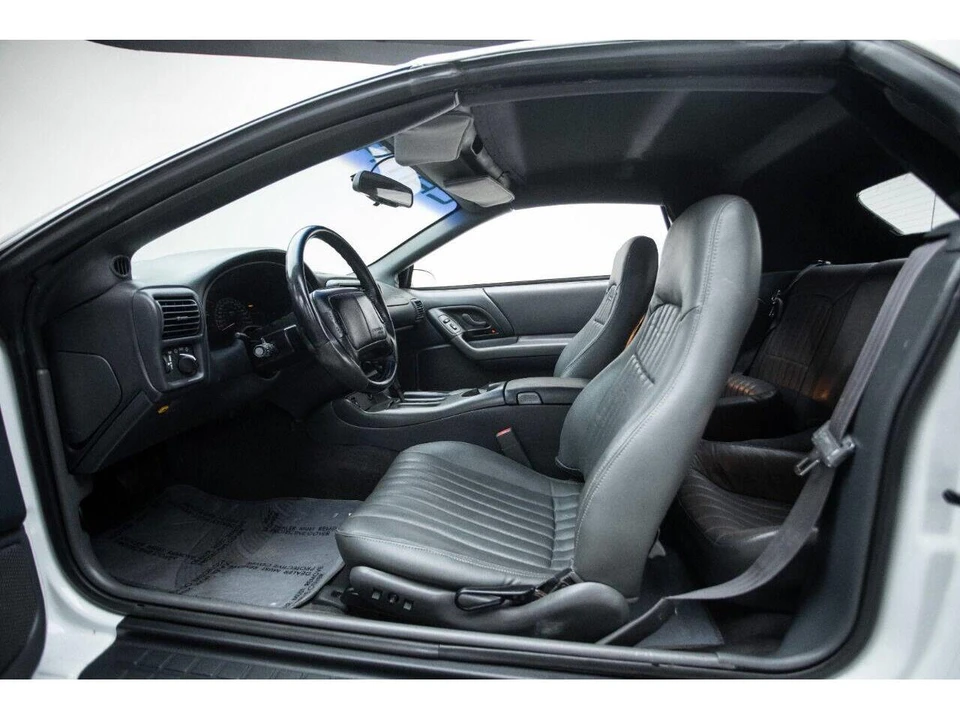 1999 Chevrolet Camaro 4th Gen - Image 17 of 31
