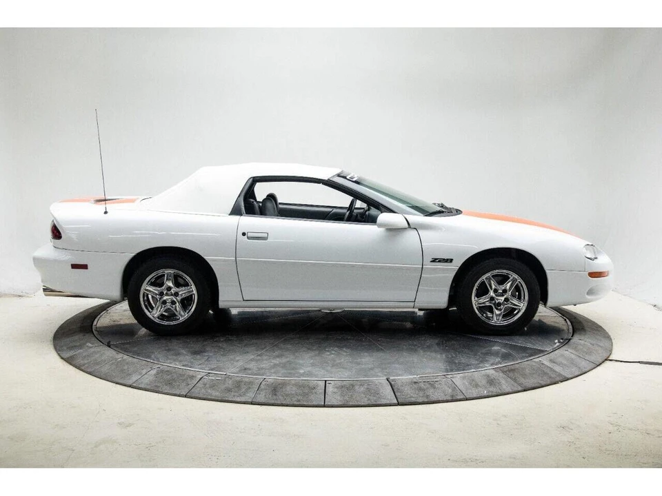 1999 Chevrolet Camaro 4th Gen - Image 10 of 31