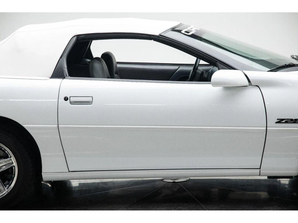 1999 Chevrolet Camaro 4th Gen - Image 11 of 31
