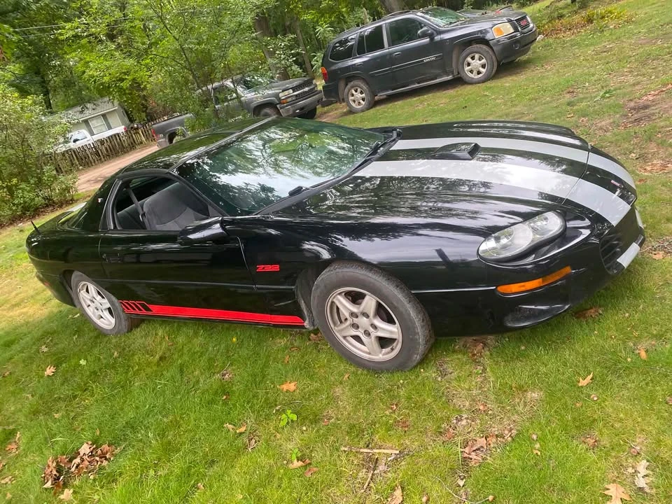 1999 Chevrolet Camaro 4th Gen - Image 2 of 4