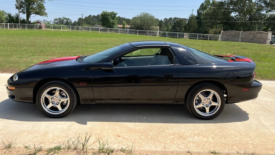 1999 Chevrolet Camaro 4th Gen - Image 2 of 13