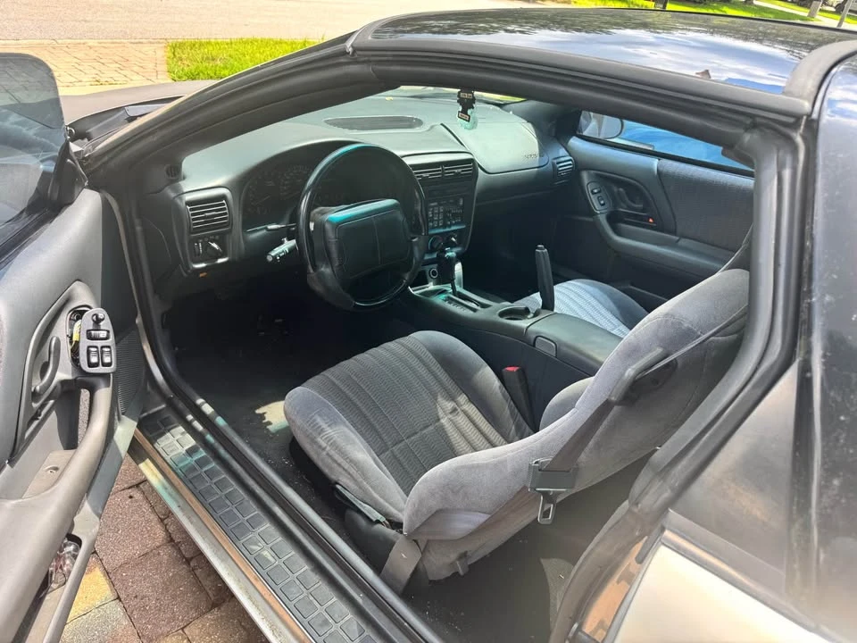 1999 Chevrolet Camaro 4th Gen - Image 3 of 4