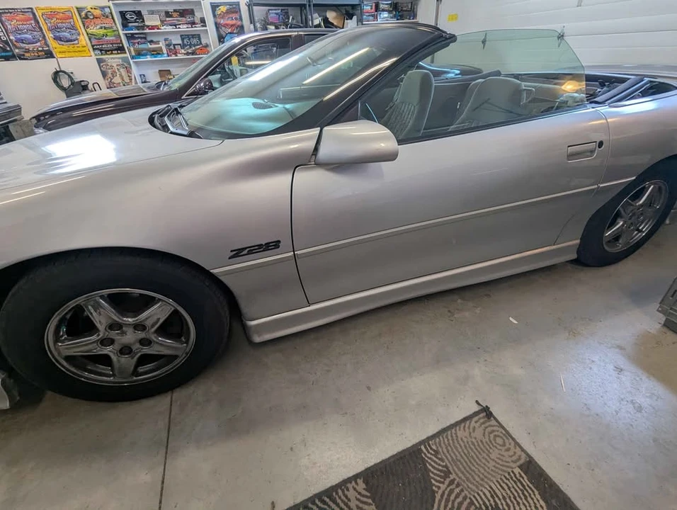 1999 Chevrolet Camaro 4th Gen - Image 2 of 9