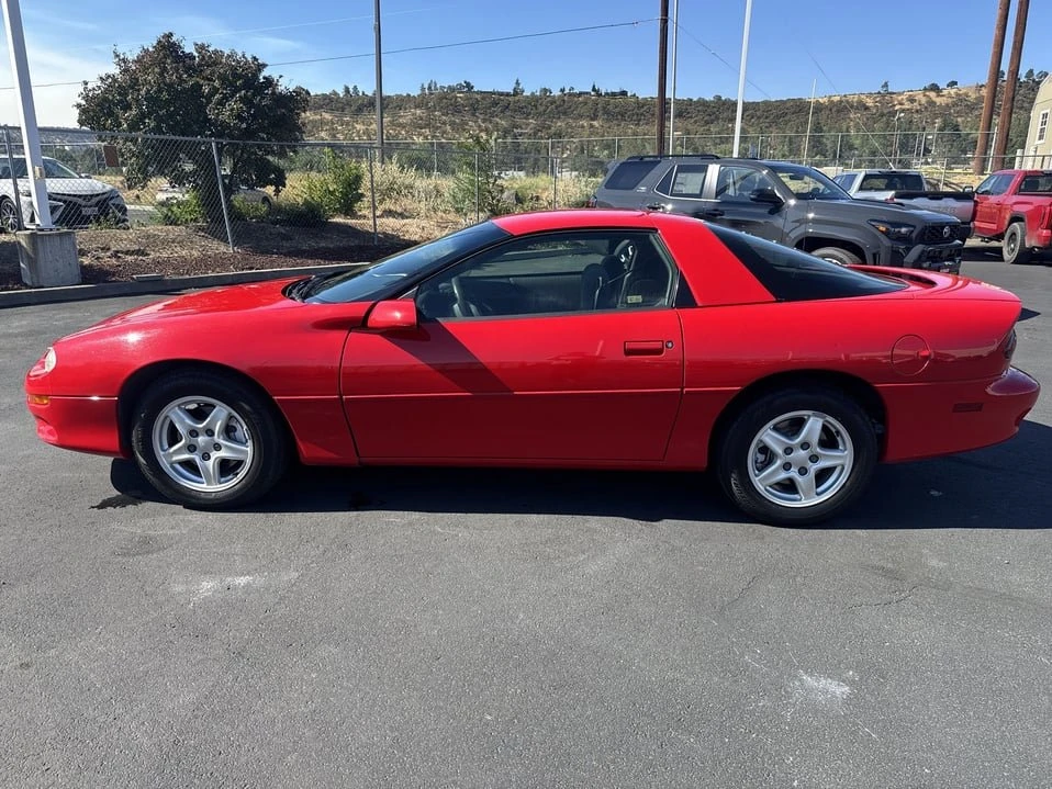 1999 Chevrolet Camaro 4th Gen - Image 2 of 10