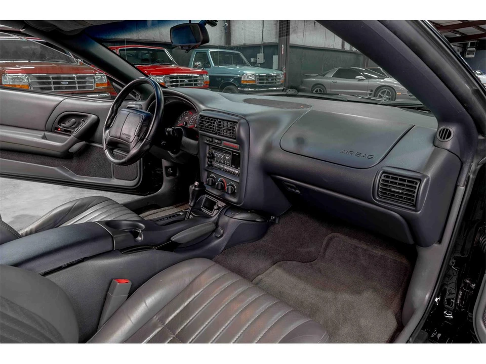 1999 Chevrolet Camaro SS 4th Gen - Image 17 of 24