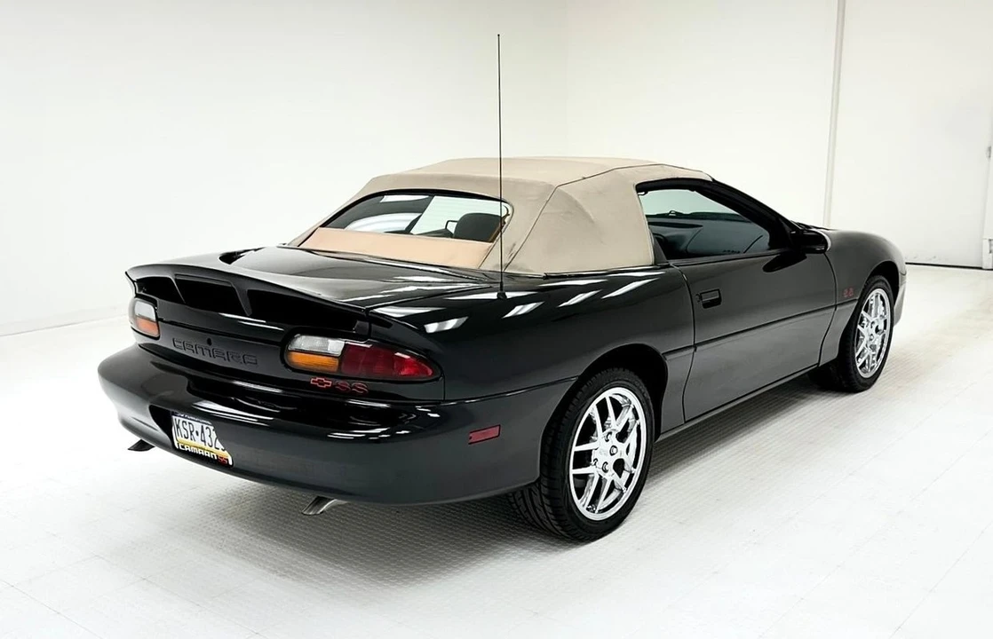1999 Chevrolet Camaro SS 4th Gen - Image 8 of 31