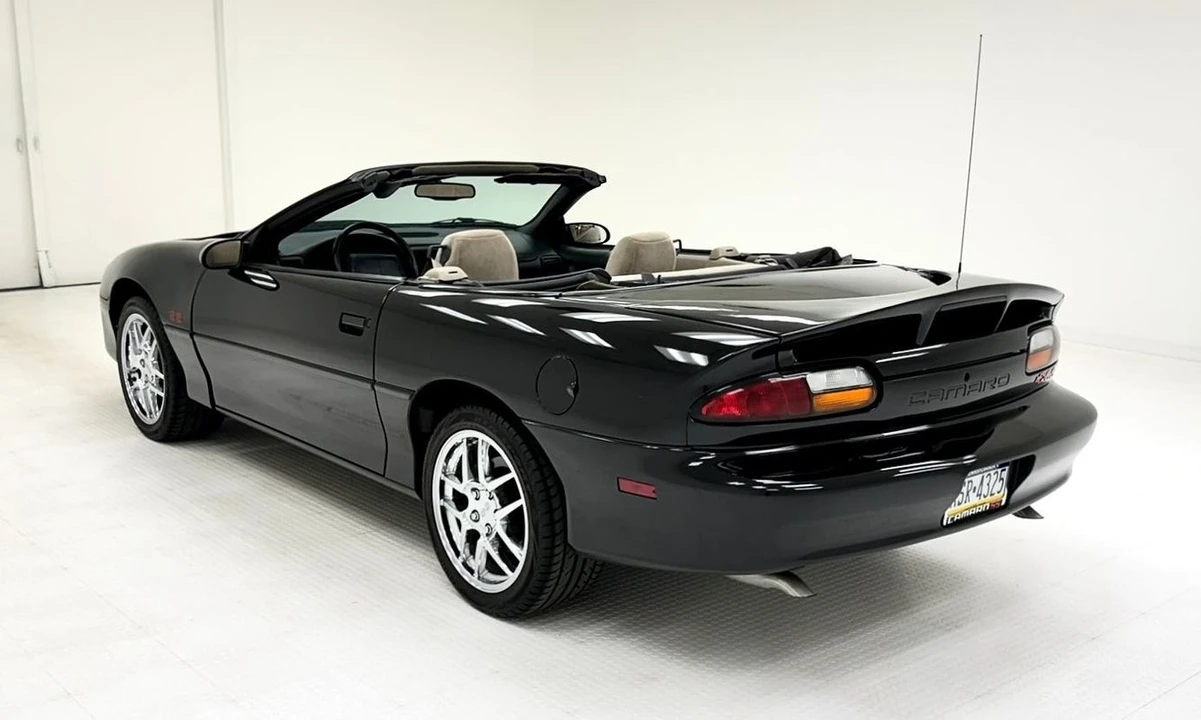 1999 Chevrolet Camaro SS 4th Gen - Image 6 of 12