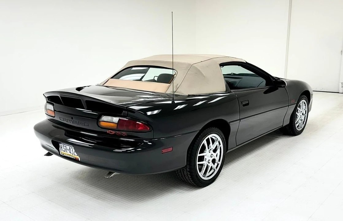 1999 Chevrolet Camaro SS 4th Gen - Image 8 of 12
