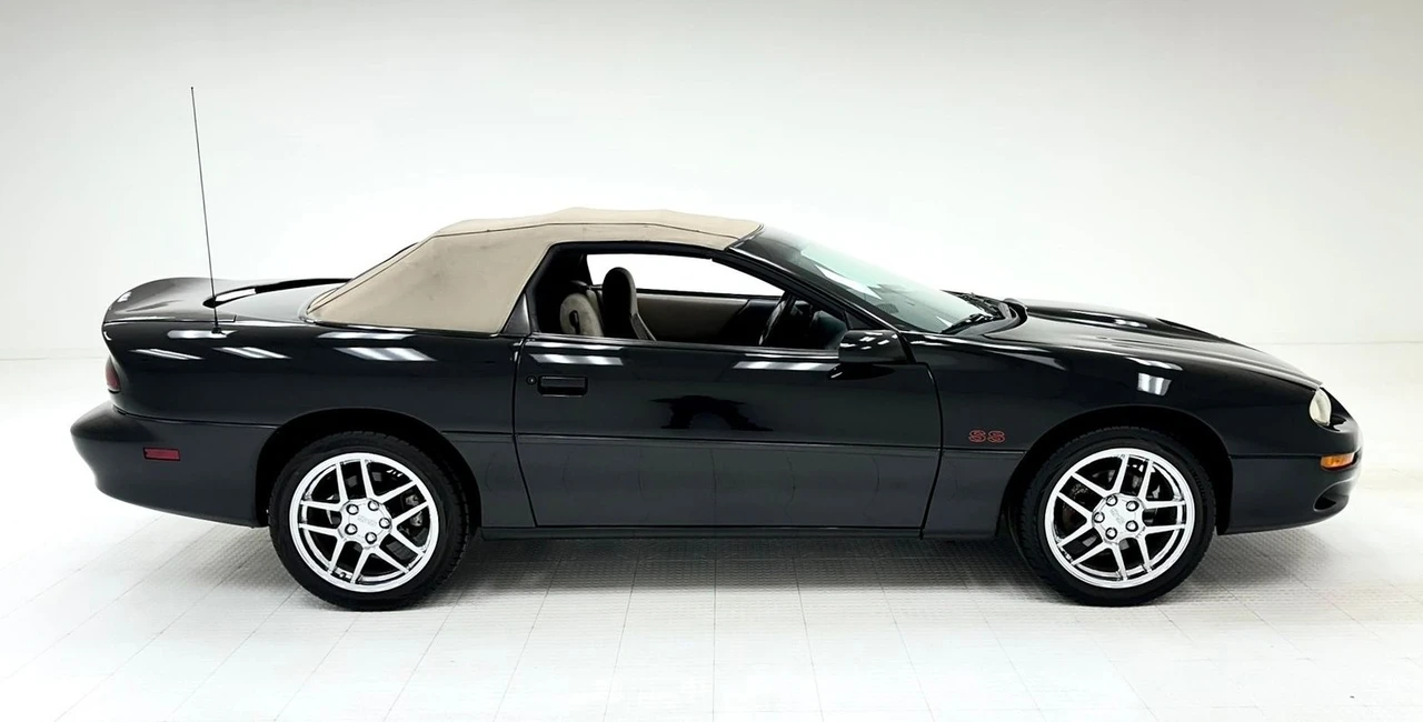 1999 Chevrolet Camaro SS 4th Gen - Image 9 of 31
