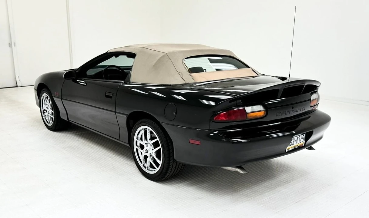 1999 Chevrolet Camaro SS 4th Gen - Image 5 of 31