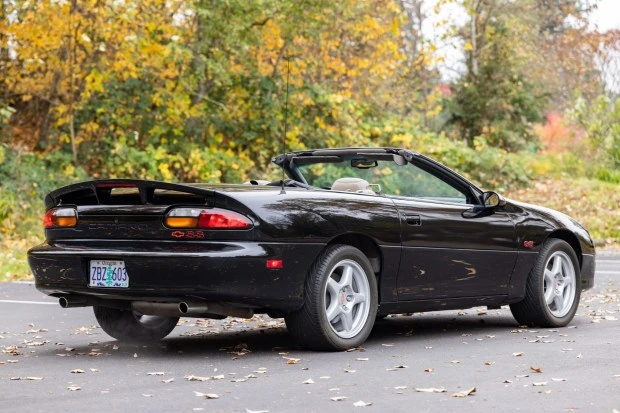 1999 Chevrolet Camaro SS 4th Gen - Image 2 of 7