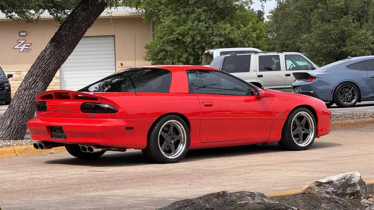 1999 Chevrolet Camaro SS 4th Gen - Image 6 of 31