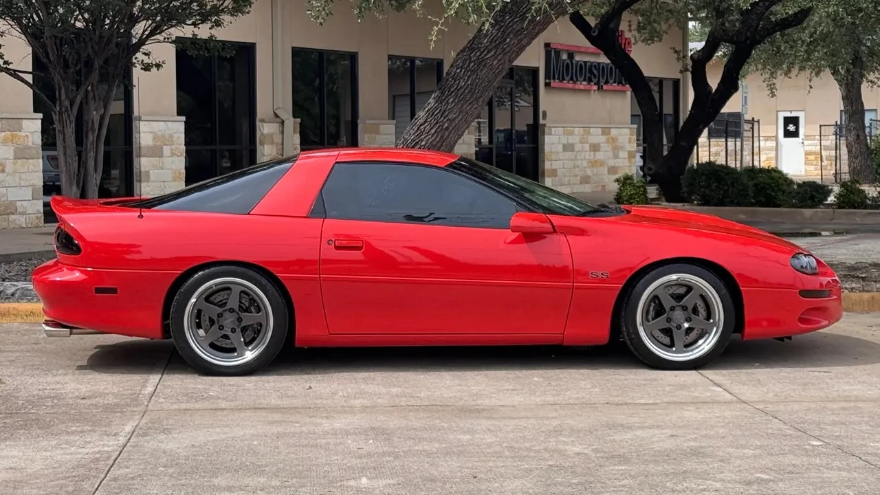 1999 Chevrolet Camaro SS 4th Gen - Image 11 of 31