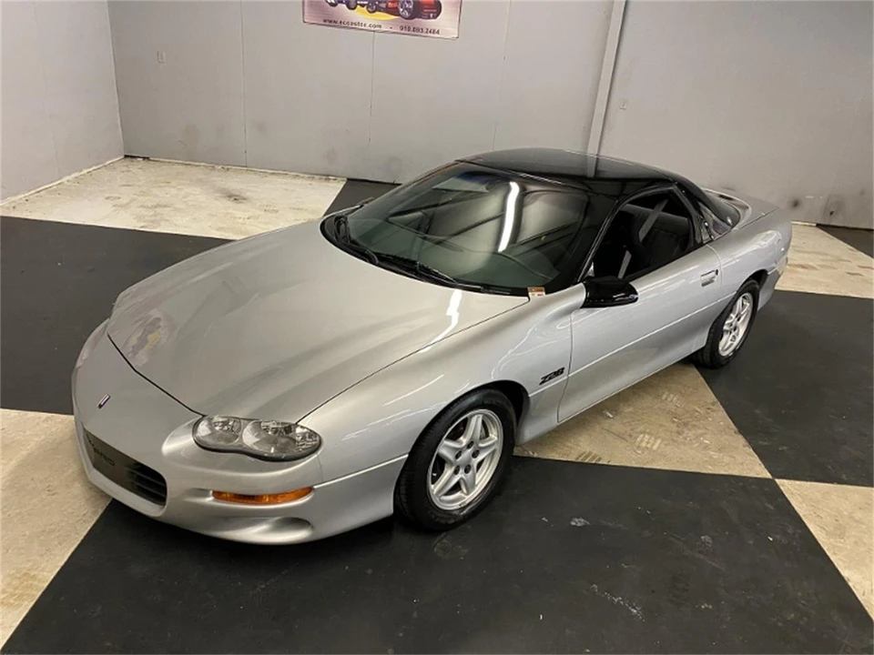 1999 Chevrolet Camaro Z28 4th Gen - Image 10 of 31