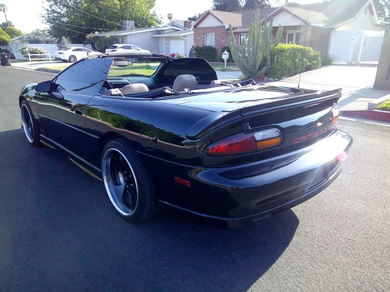 1999 Chevrolet - Image 8 of 31