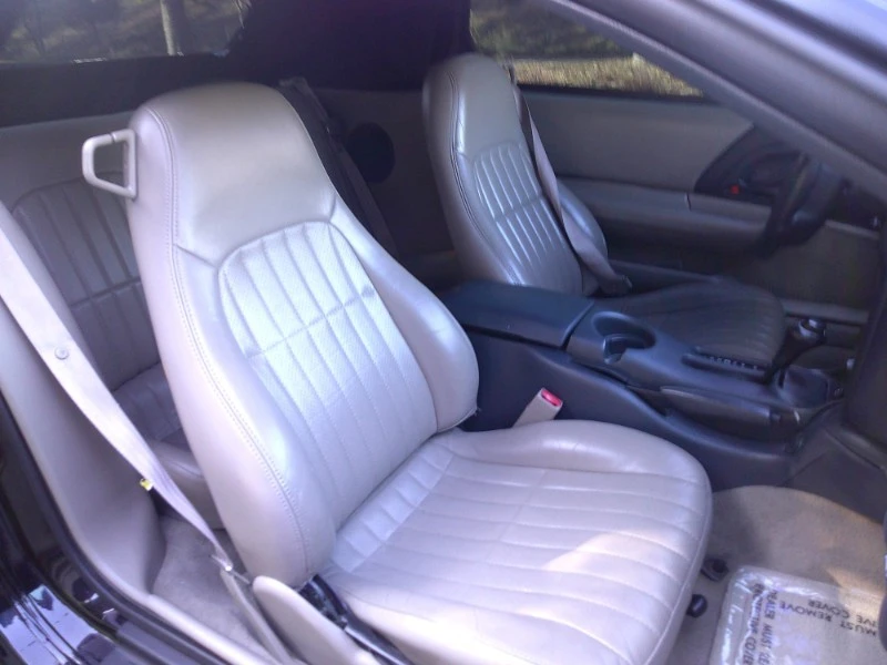 1999 Chevrolet - Image 12 of 31