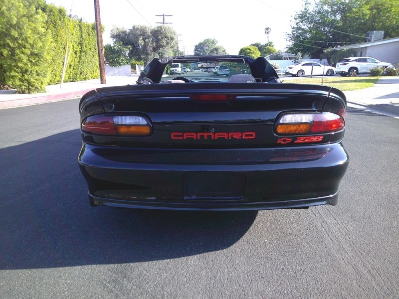 1999 Chevrolet - Image 7 of 31