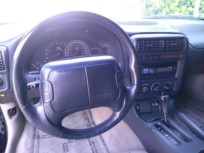 1999 Chevrolet - Image 16 of 31