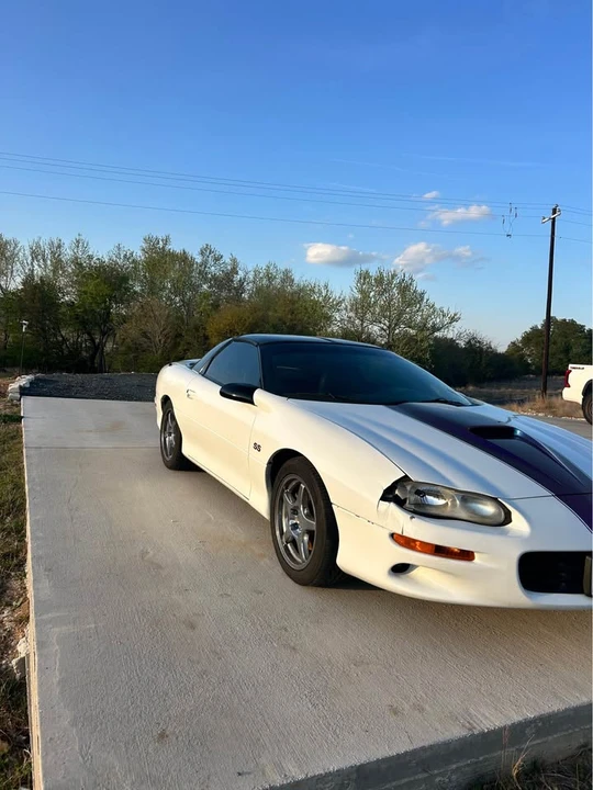 1999 Chevrolet Camaro - Image 10 of 10
