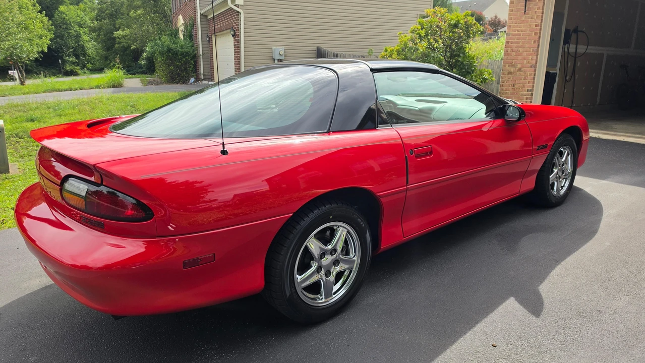 1999 Chevrolet Camaro Z28 4th Gen - Image 9 of 31