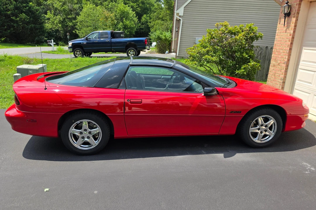 1999 Chevrolet Camaro Z28 4th Gen - Image 4 of 31