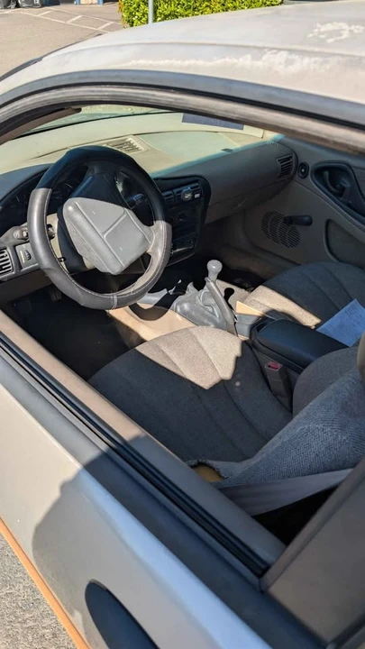 1999 Chevrolet Cavalier - Image 2 of 4