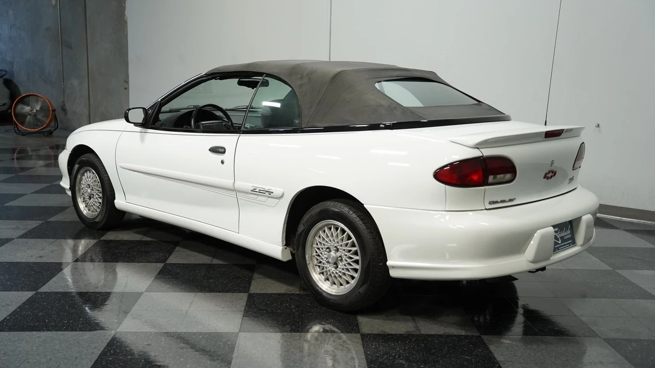 1999 Chevrolet Cavalier - Image 7 of 12