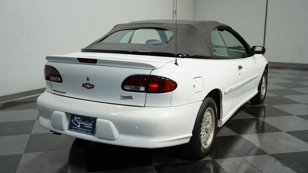 1999 Chevrolet Cavalier - Image 10 of 12