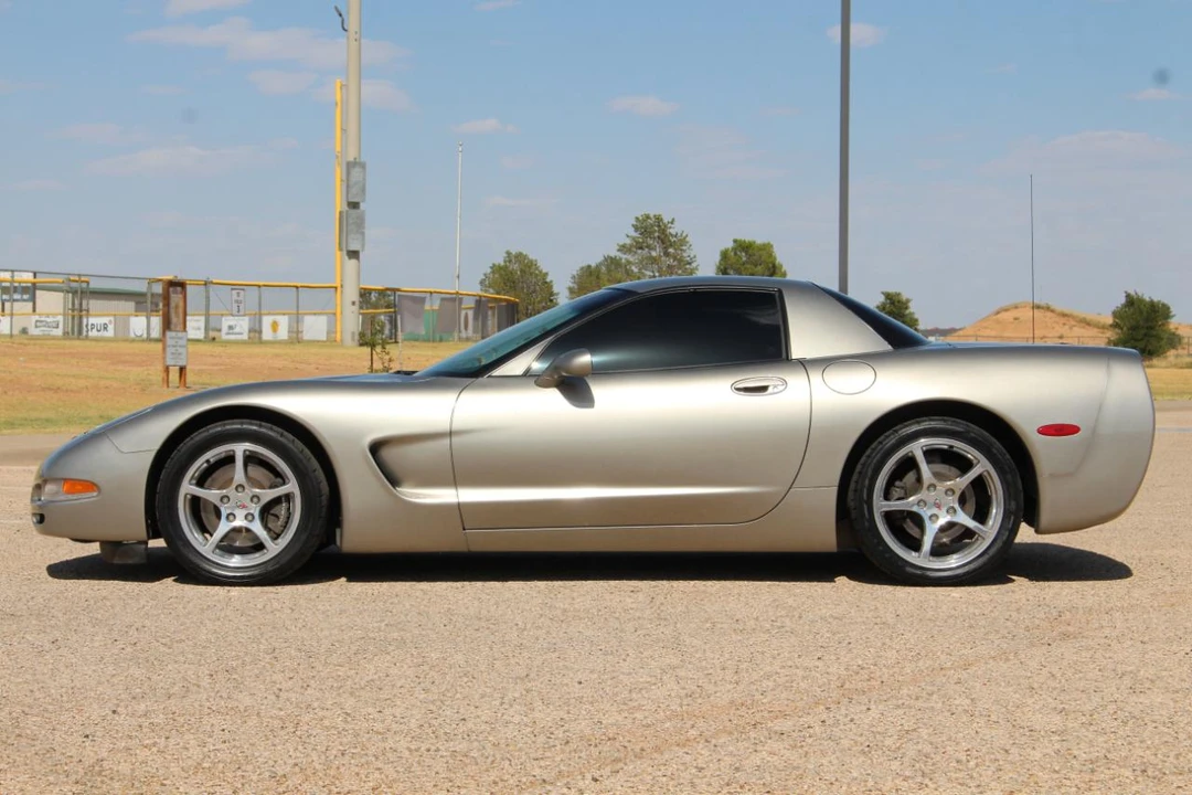 1999 Chevrolet Corvette C5 - Image 8 of 31