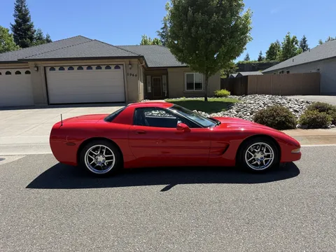 1999 Chevrolet Corvette Fixed Roof Coupe