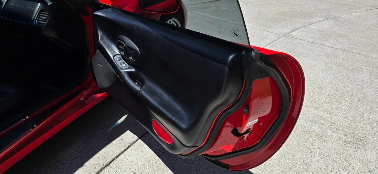 1999 Chevrolet Corvette C5 - Image 12 of 20