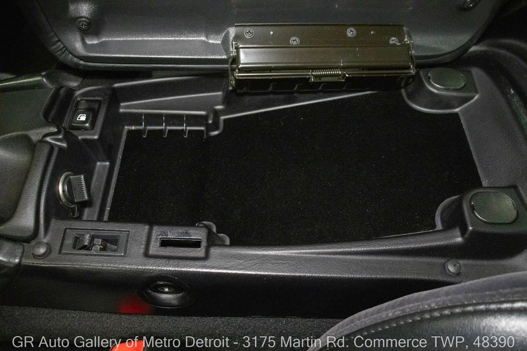1999 Chevrolet Corvette - Image 22 of 31