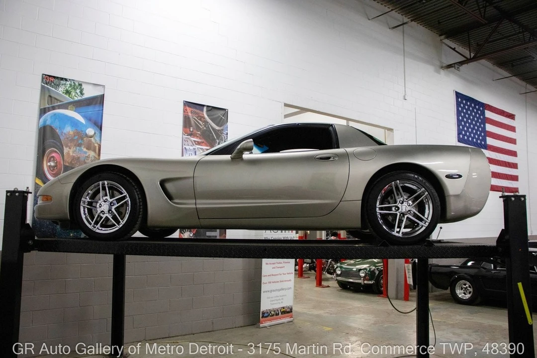 1999 Chevrolet Corvette - Image 30 of 31