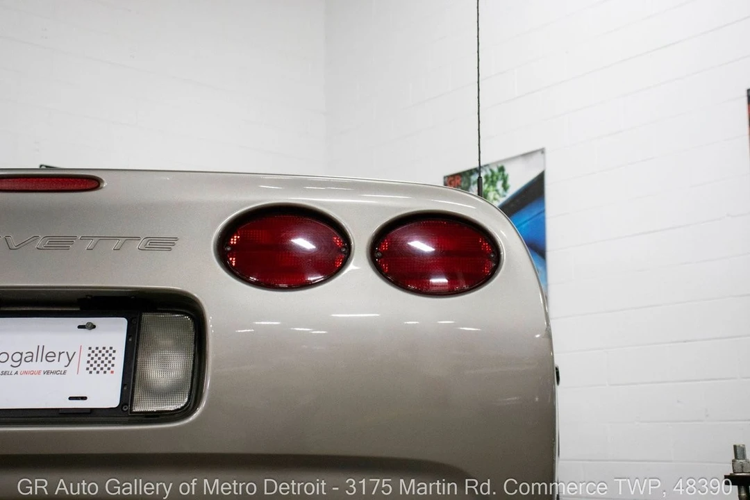 1999 Chevrolet Corvette - Image 31 of 31