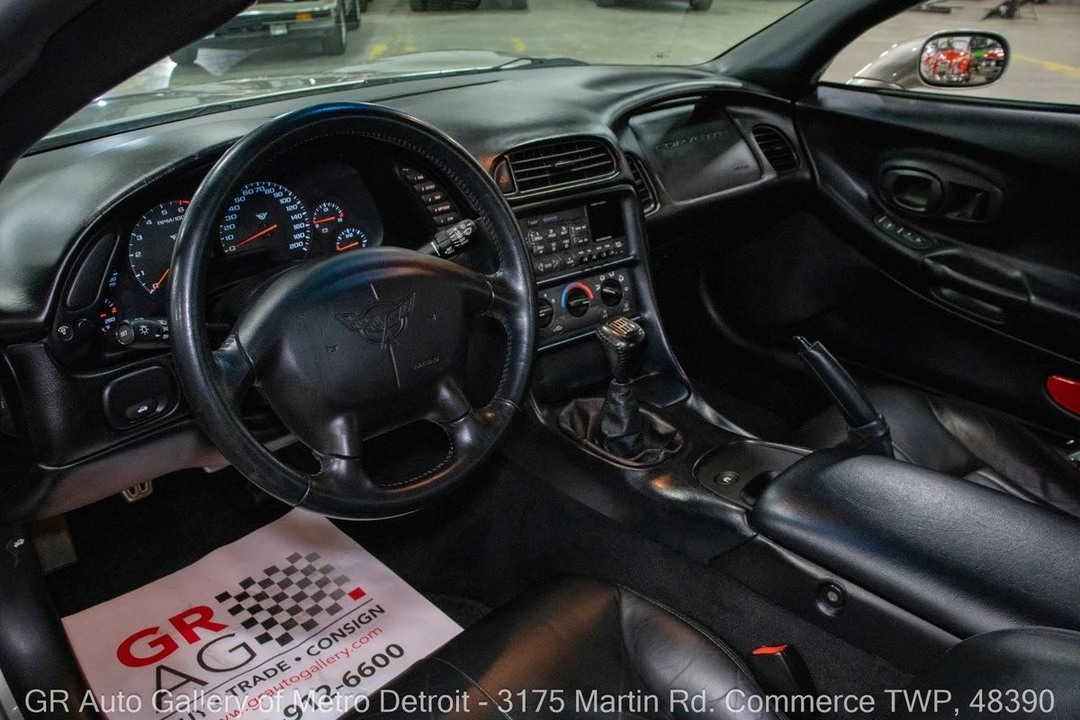 1999 Chevrolet Corvette - Image 15 of 31