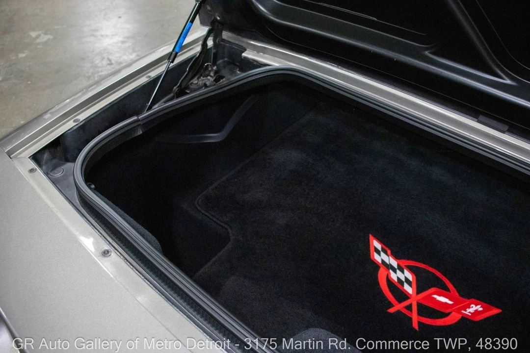 1999 Chevrolet Corvette - Image 23 of 31