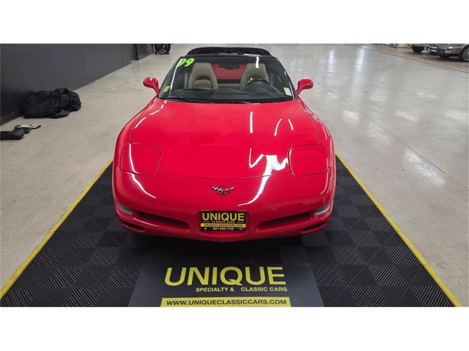 1999 Chevrolet Corvette C5 - Image 2 of 31