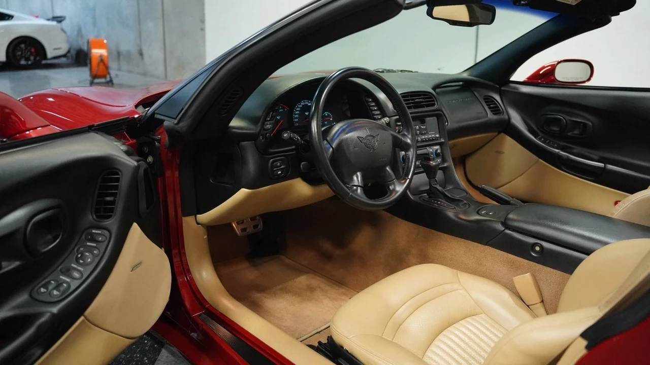 1999 Chevrolet Corvette C5 - Image 5 of 12