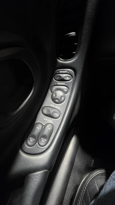 1999 Chevrolet Corvette C5 - Image 12 of 23