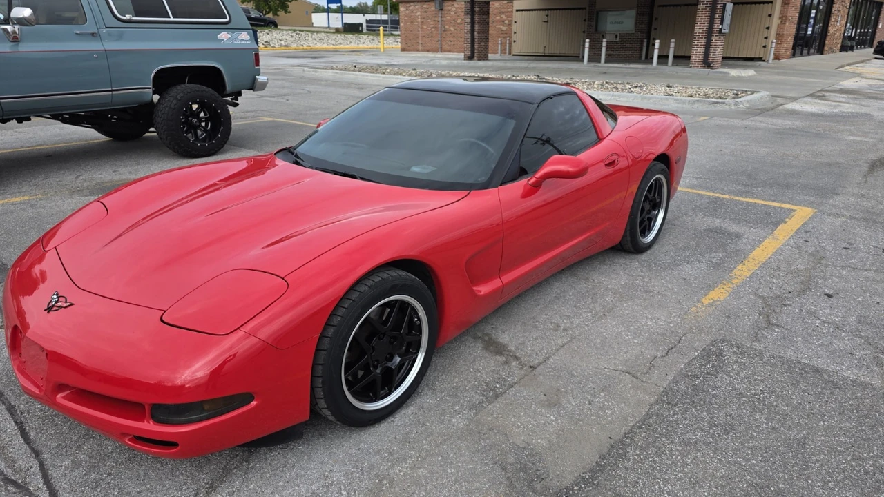 1999 Chevrolet Corvette C5 - Image 2 of 23
