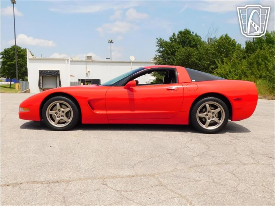 1999 Chevrolet Corvette C5 - Image 12 of 31