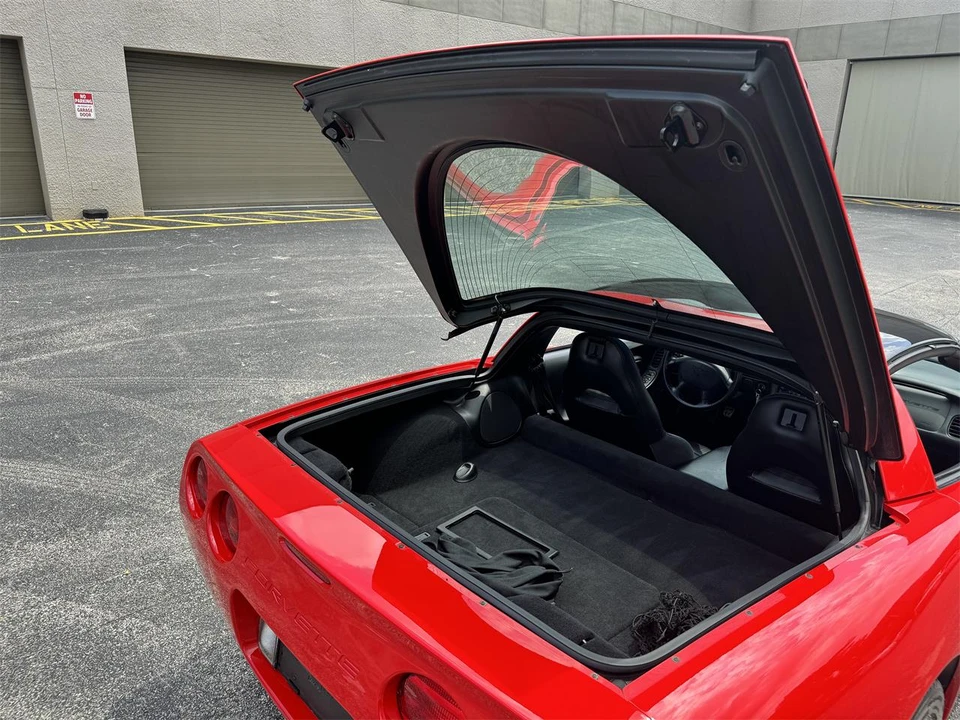 1999 Chevrolet Corvette C5 - Image 23 of 31