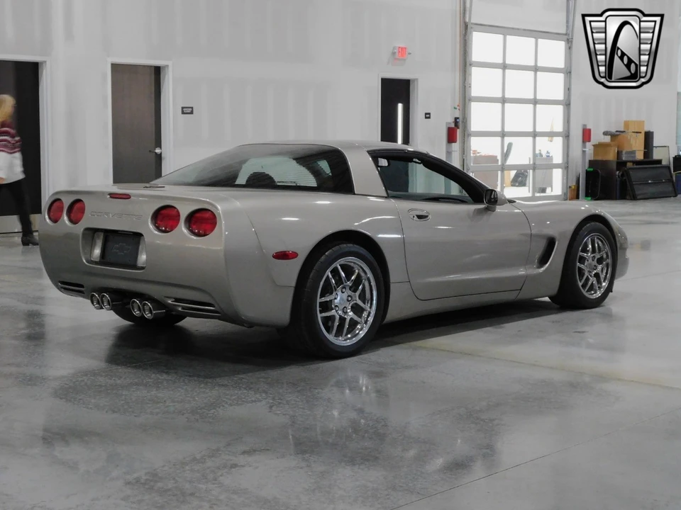 1999 Chevrolet Corvette C5 - Image 5 of 12