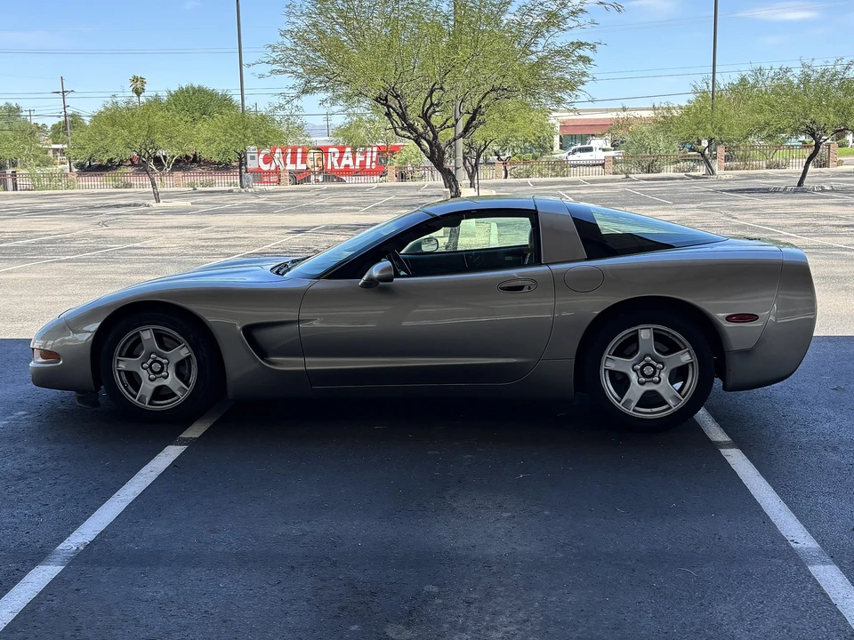 1999 Chevrolet Corvette C5 - Image 5 of 16