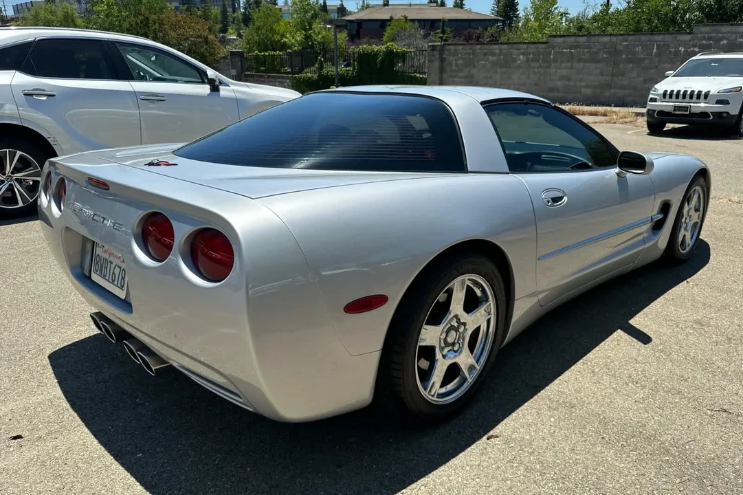 1999 Chevrolet Corvette C5 - Image 2 of 23