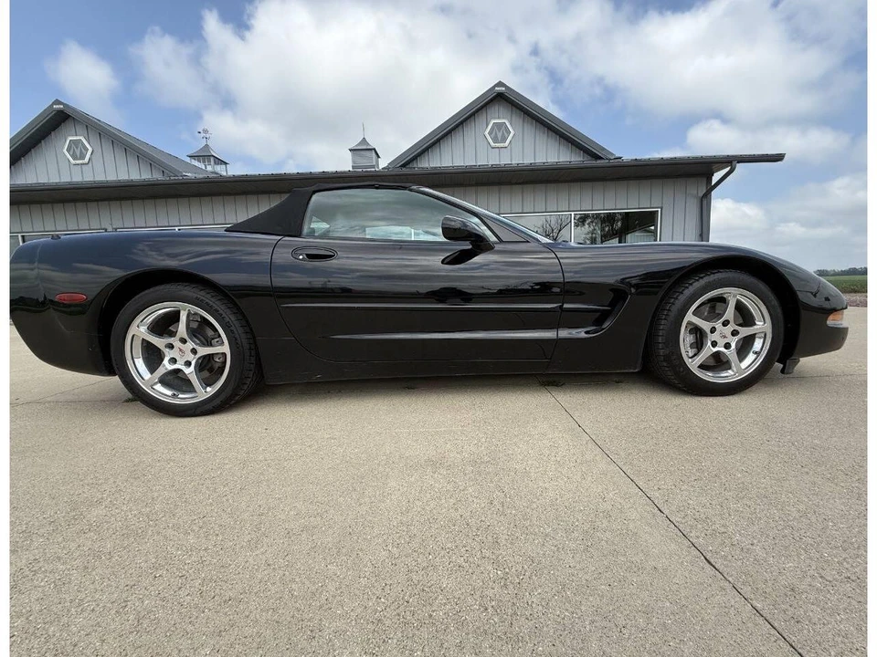1999 Chevrolet Corvette C5 - Image 17 of 31