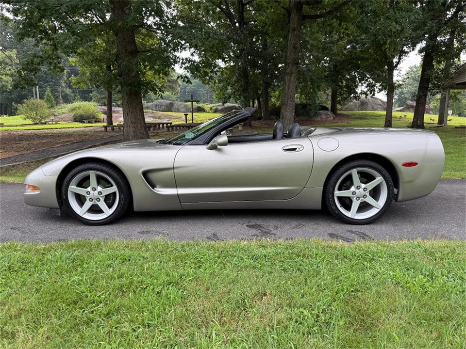 1999 Chevrolet Corvette C5 - Image 13 of 31
