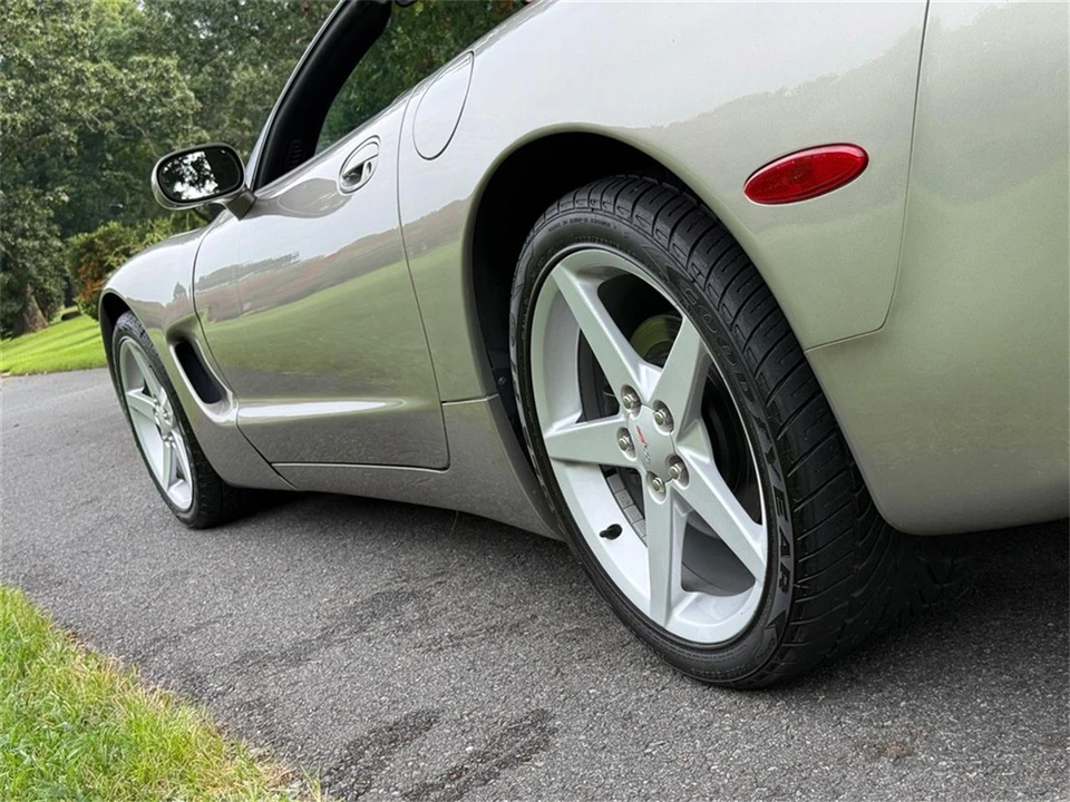 1999 Chevrolet Corvette C5 - Image 16 of 31
